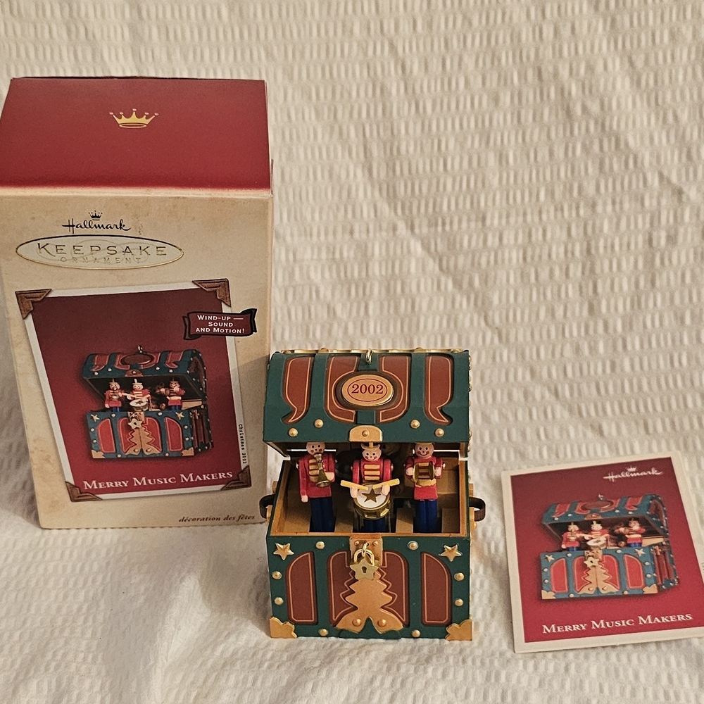Hallmark Keepsake  Merry Music Makers